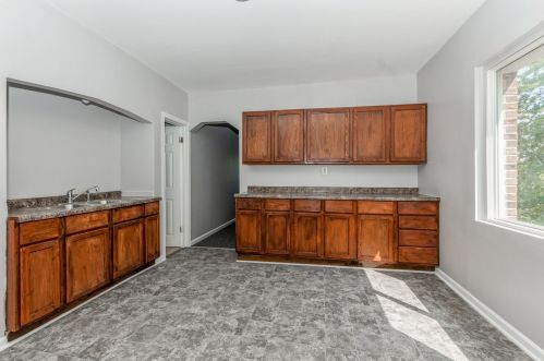 131 103 St, Chicago IL 60617-6040 exterior