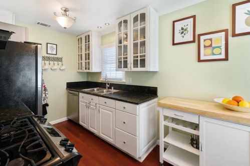 833 Willow Dr, Brea CA 92821-5052 exterior