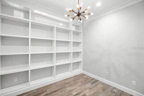 3311 Empedrado St, Tampa FL  33629-7110 exterior