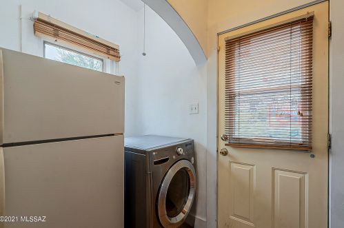 1338 Grant Rd, Tucson AZ 85712-2307 exterior