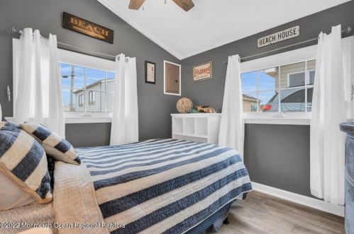 35 Plover Way, Lavallette NJ 08735-1518 exterior