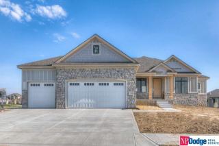 17504 Summit Dr, Omaha NE  68136 exterior