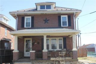 1118 Minsi Trail St, Bethlehem PA  18018-3004 exterior