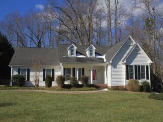 2724 Percussion Dr, Hillsborough, NC 27278-8498