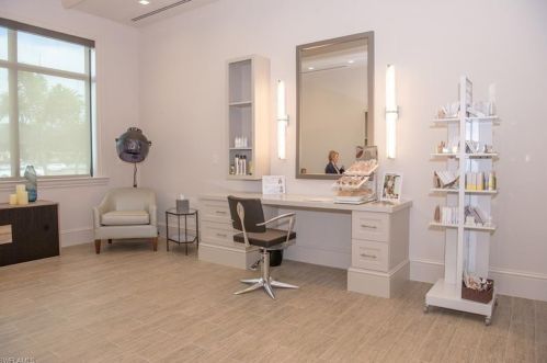 5934 Hammock Is Cir, Naples FL 34119-4649 exterior