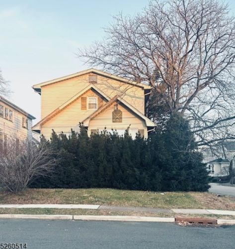 19 10th Ave, Paterson, NJ 07506-1712