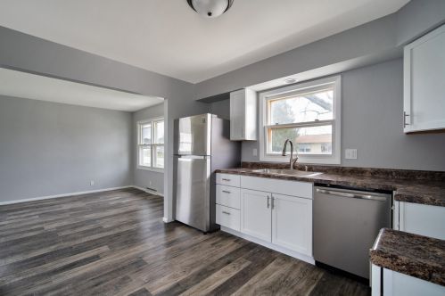 1201 36th St, Manitowoc, WI 54220-5445