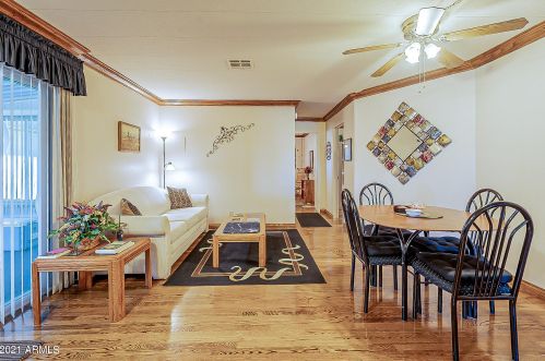 8938 Country Clb Dr, Chandler AZ 85248-6417 exterior