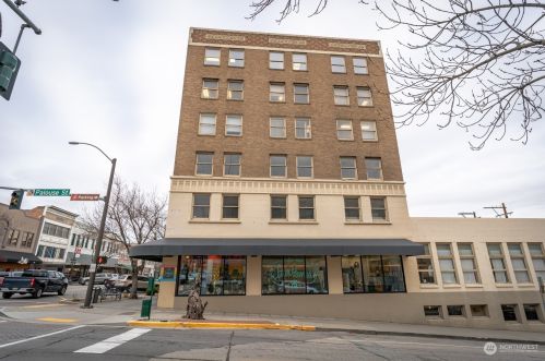 7 Wenatchee Ave, Wenatchee WA 98801-2210 exterior