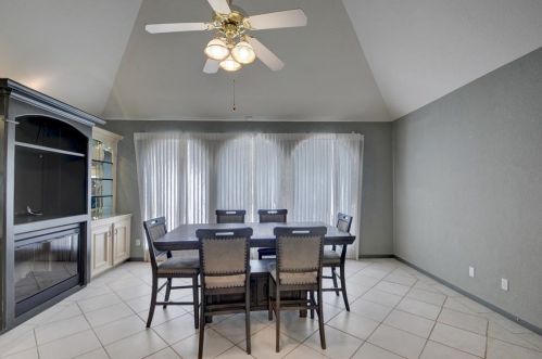 1823 Mountain Aspen Ln, Humble TX 77345-2165 exterior