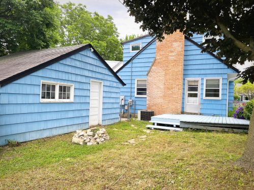 7818 Clarke St, Milwaukee, WI 53213-1145