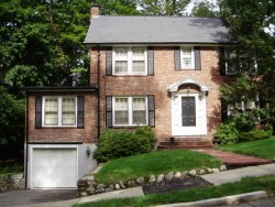 9 Wilde Rd, Newton, MA 02468-1324