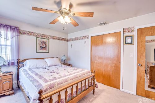 149 Vineyard Rd, Edison NJ 08817-4784 exterior