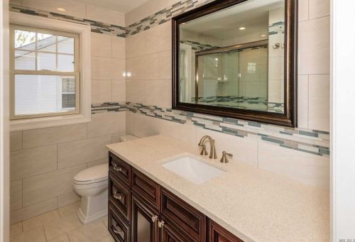 111 Woodlawn Ave, Valley Stream NY exterior