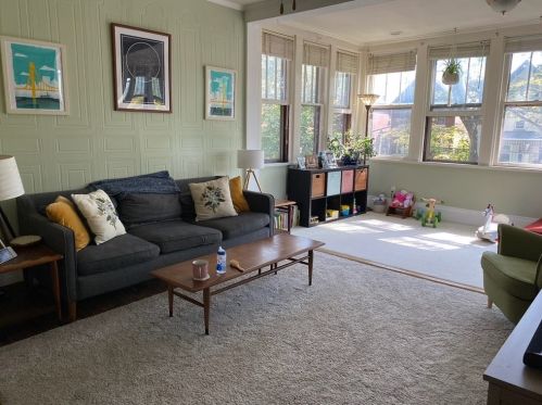 124 Lincoln Ave, Pittsburgh PA  15237-1945 exterior