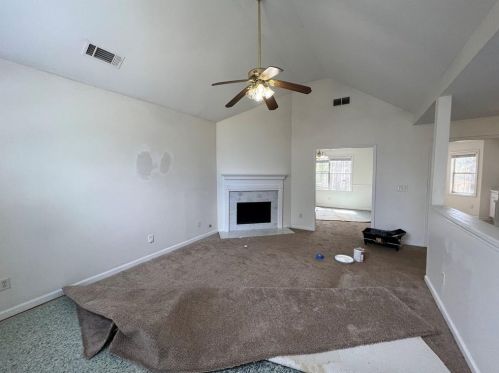 8527 Hightower Trl, Lithonia, GA 30039-6555