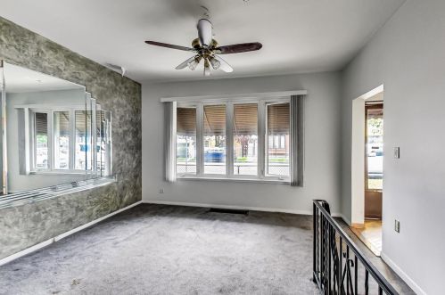 2614 Un Ave, Chicago IL 60621-2950 exterior