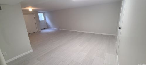 1030 Franklin Ave, Valley Stream NY 11580-4529 exterior