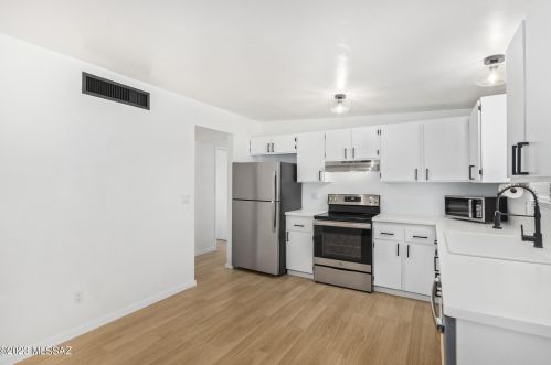 1210 Garden Loop, Tucson AZ  85706-1464 exterior