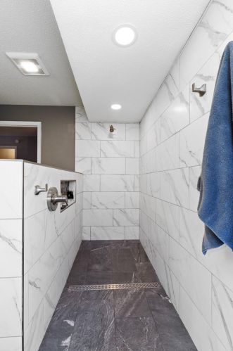 7853 131 St, Saint Paul MN 55124-9703 exterior