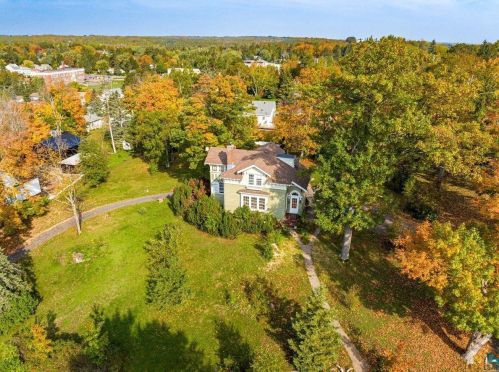 103 Winona St, Duluth MN 55803-1809 exterior