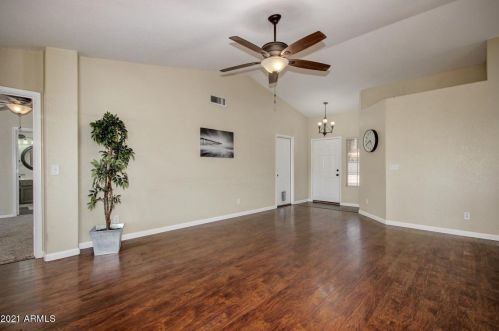 16232 41 St, Phoenix AZ 85028-2243 exterior