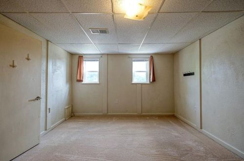 123 Maryland Ave, Pittsburgh PA 15209-2742 exterior