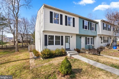 728 Oxford Square Dr, Silver Spring, MD 20905-5953