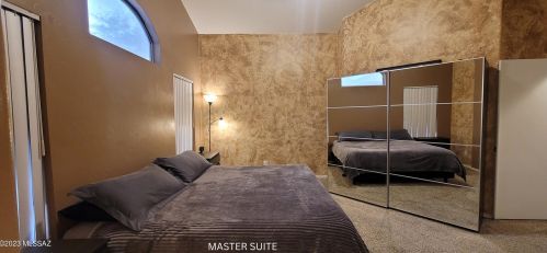 8948 Marci Lynne Way, Tucson AZ  85747-5624 exterior