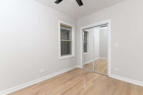 7810 Cressett Dr, Chicago IL  60707-1344 exterior