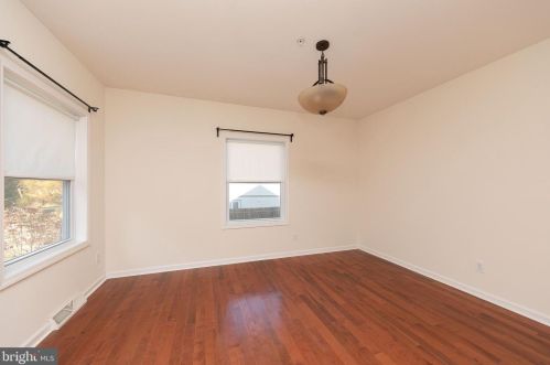 479 Pheasant Dr, Huntingdon Valley PA  19006-3047 exterior