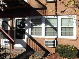 274 Hooker Ave, Poughkeepsie NY  12603-3022 exterior