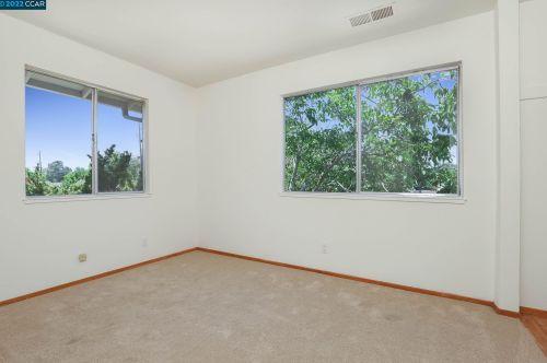 1930 Whitman Rd, Concord CA 94518-3329 exterior