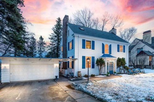 2626 3 St, Duluth MN 55812-1943 exterior