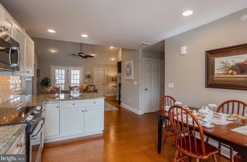 91 Midway Farms Ln, Lancaster PA 17602-2671 exterior