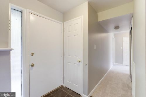 1758 Westwind Way, Mc Lean VA 22102-1612 exterior