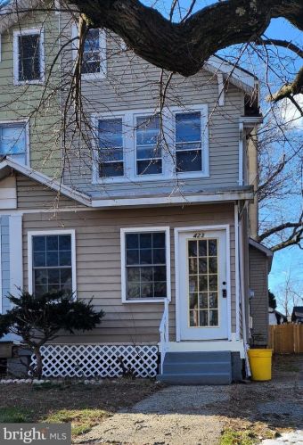 423 Lynwood Ave, Trenton NJ  08629-1206 exterior