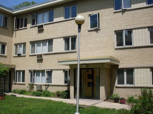 6316 Paulina St, Chicago, IL 60660-1162