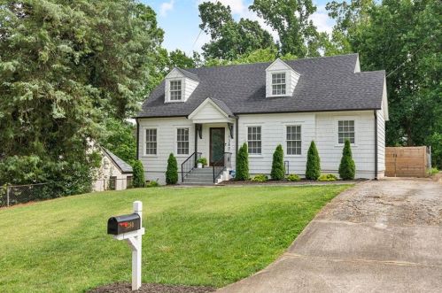 1380 Allegheny St, Atlanta, GA 30310-2502