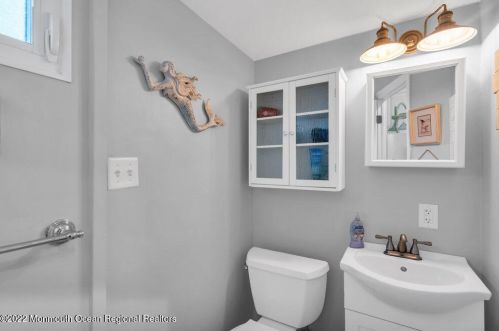 35 Plover Way, Lavallette NJ 08735-1518 exterior