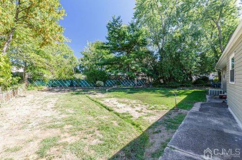 9 Tompkins Rd, Old Bridge NJ 08857-1846 exterior