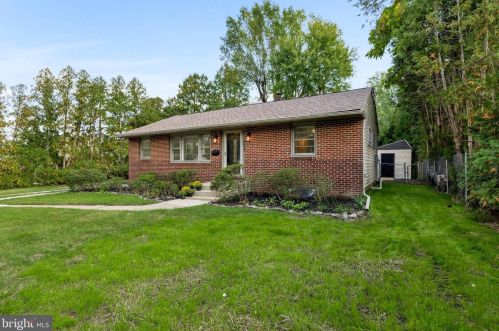 801 Pasadena Dr, Somerdale NJ  08083-1901 exterior