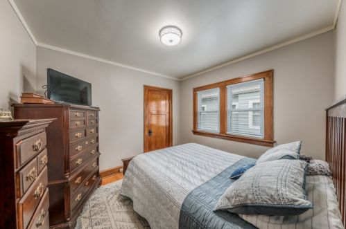 2028 83rd St, Milwaukee WI  53213-1606 exterior