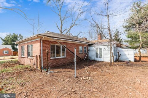 436 Northwest Dr, Silver Spring MD 20901-1435 exterior