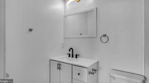 2432 Hancock St, Philadelphia PA 19148-3331 exterior