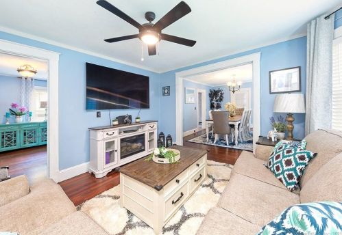 5 Commonwealth Ave, New Britain CT  06053-2913 exterior