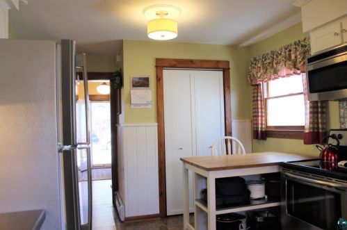 414 Chapman St, Ely MN 55731-1384 exterior