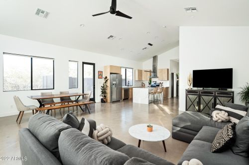 2505 14th St, Phoenix AZ 85006-1120 exterior