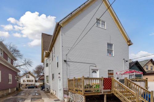 826 21st St, Milwaukee WI 53204-1149 exterior