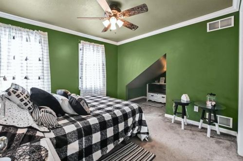 230 Ridge Ave, Pittsburgh PA  15237-6914 exterior